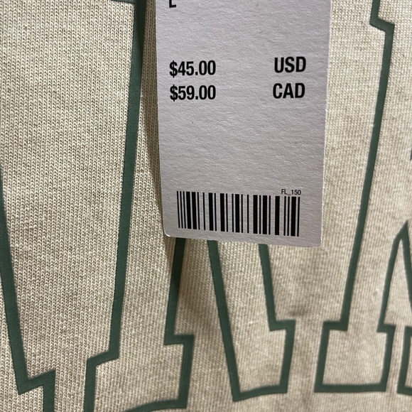 Uo x puma contrast market dead stock  tee - Picture 5 of 8
